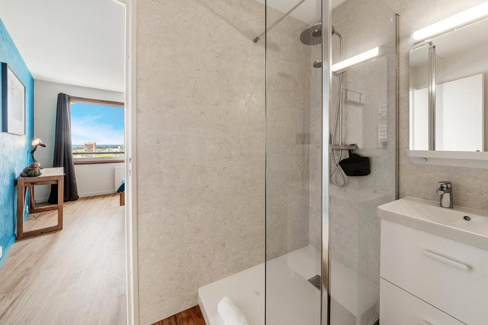 Bellevue, Appartement T2, Terrasse & Parking Ренн Экстерьер фото