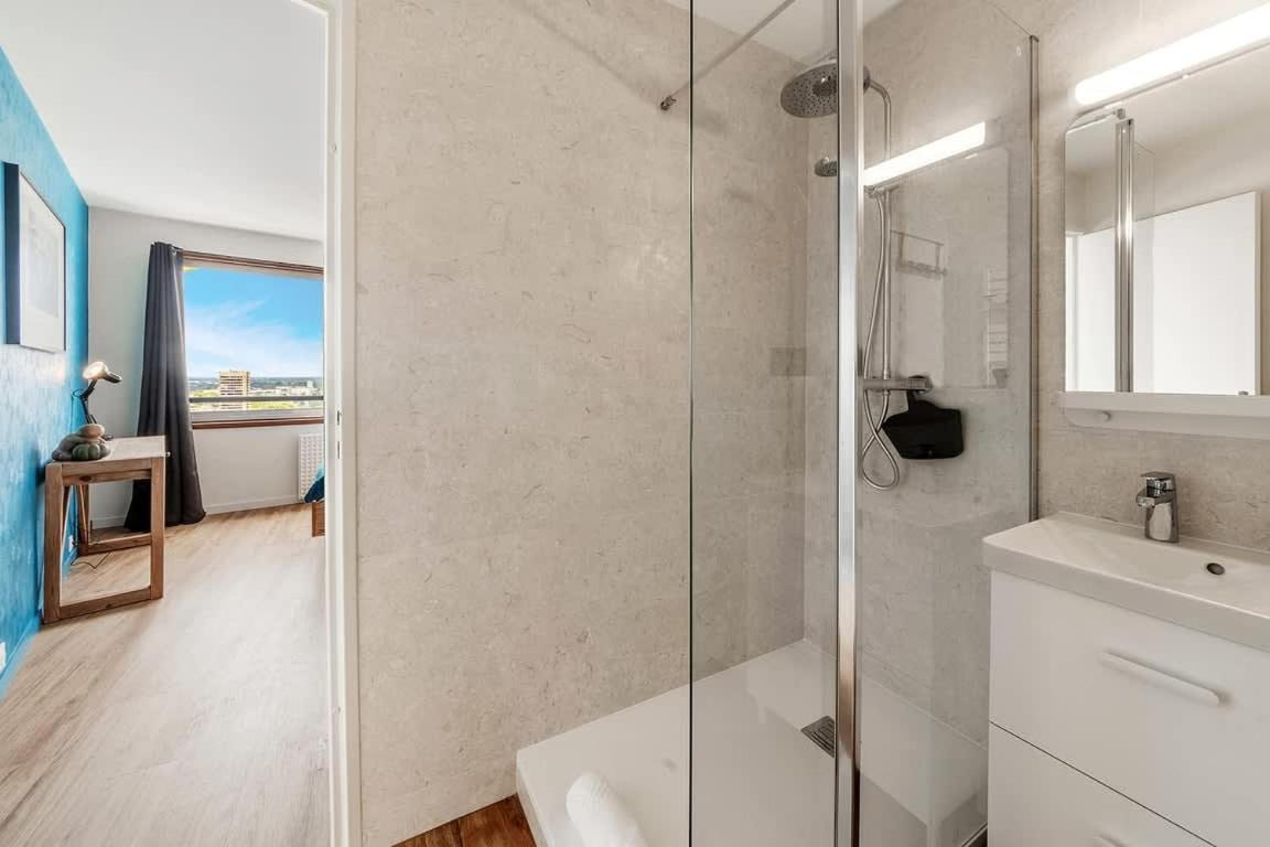 Bellevue, Appartement T2, Terrasse & Parking Ренн Экстерьер фото